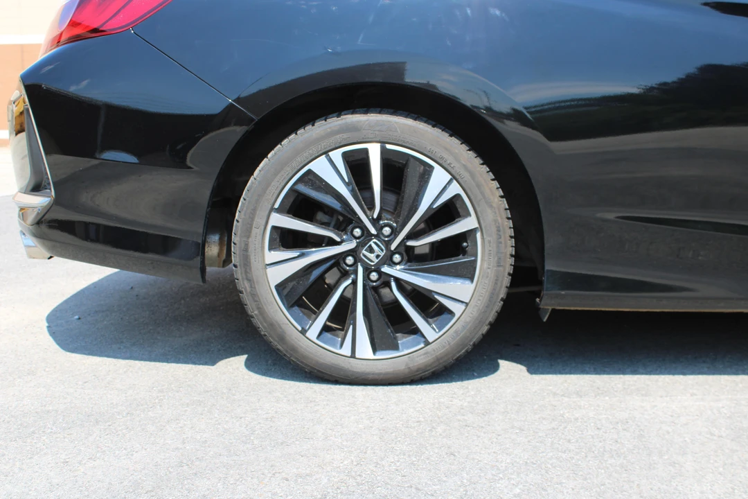 2017 Honda Accord 9th Gen - Image 30 of 31