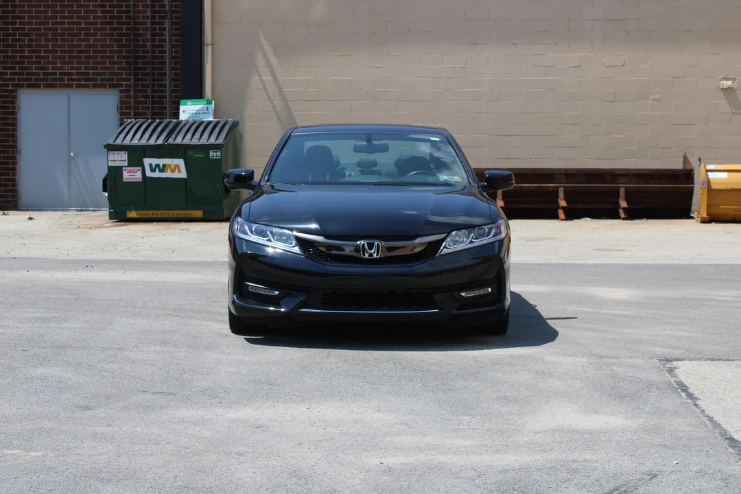 2017 Honda Accord 9th Gen - Image 6 of 31