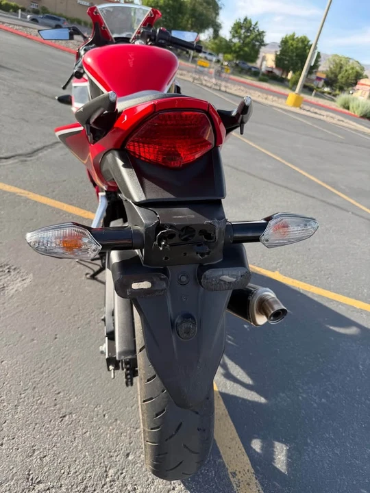 2017 Honda CBR - Image 14 of 18