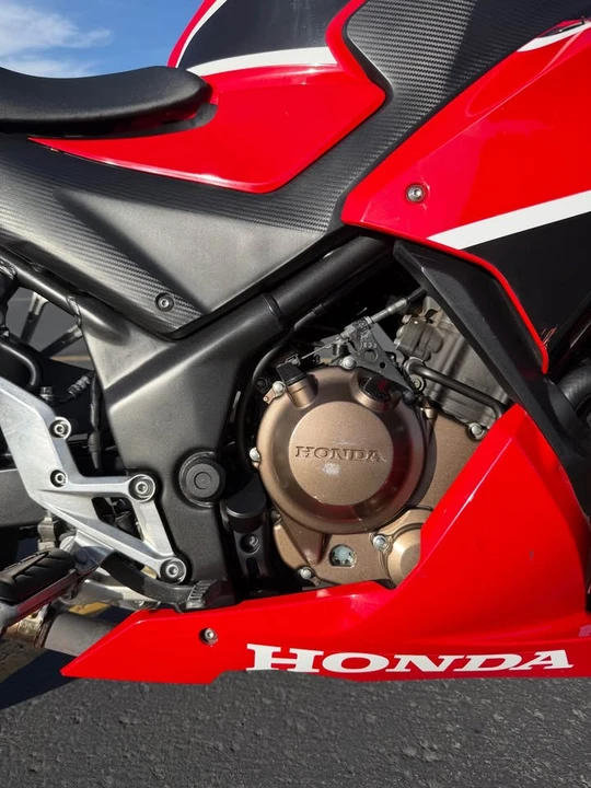 2017 Honda CBR - Image 10 of 18