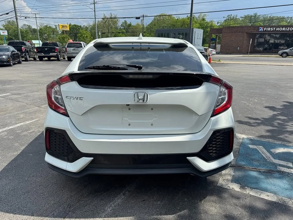 2017 Honda Civic 10th Gen - Image 4 of 12