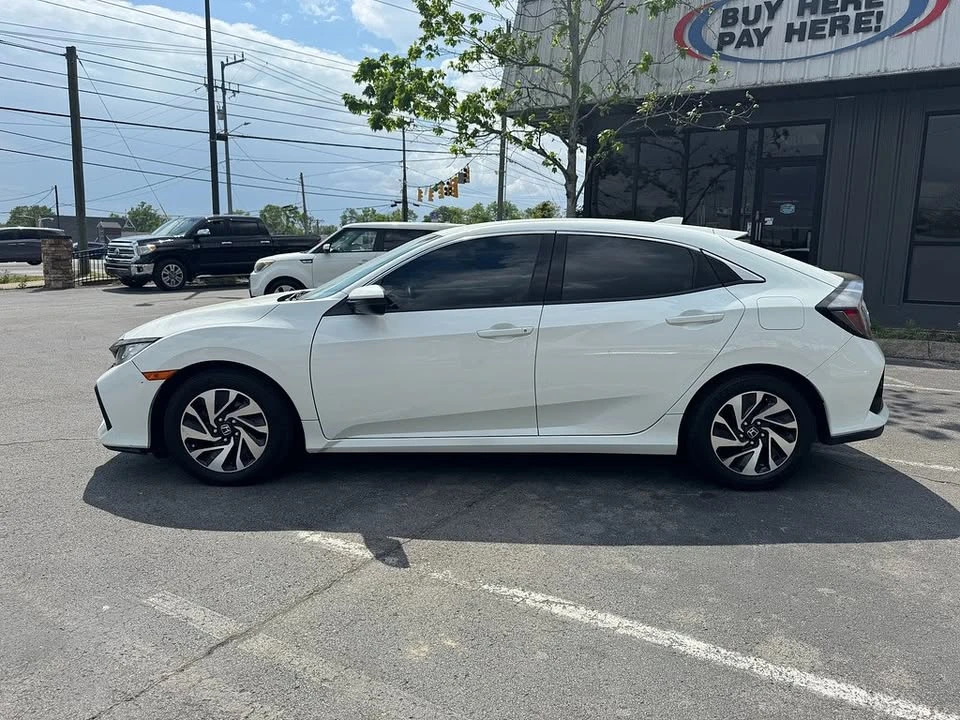 2017 Honda Civic 10th Gen - Image 2 of 12