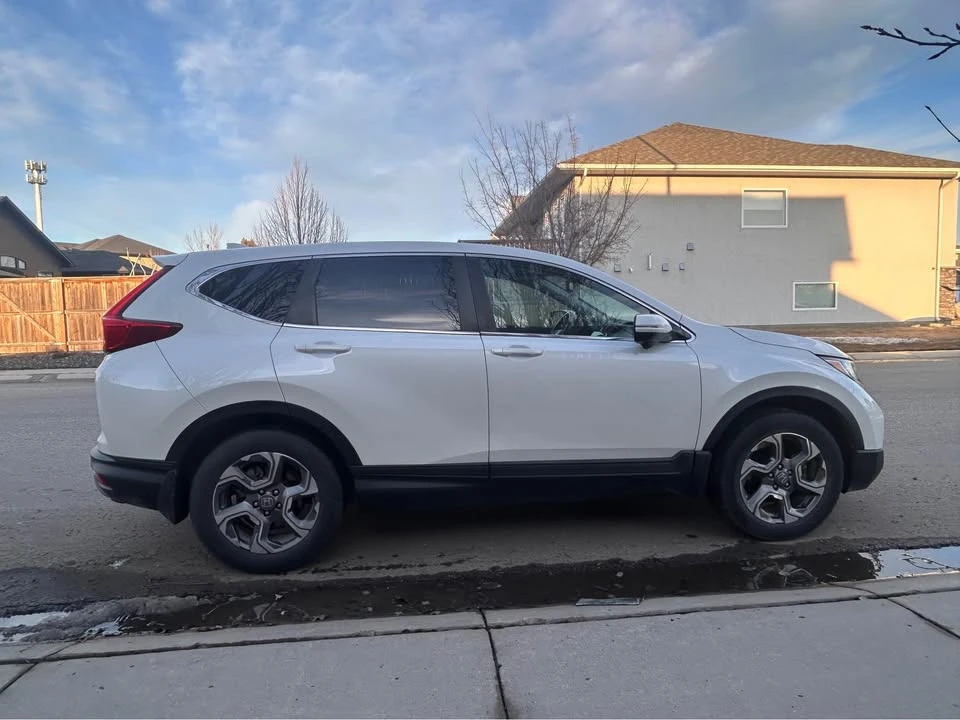 2017 Honda CR-V 5th Gen - Image 8 of 13