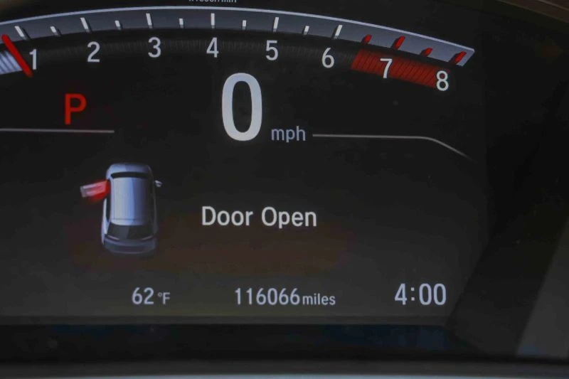 2017 Honda CR-V 5th Gen - Image 8 of 12
