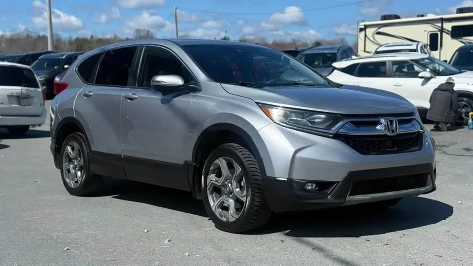 2017 Honda CR-V 5th Gen - Image 3 of 10