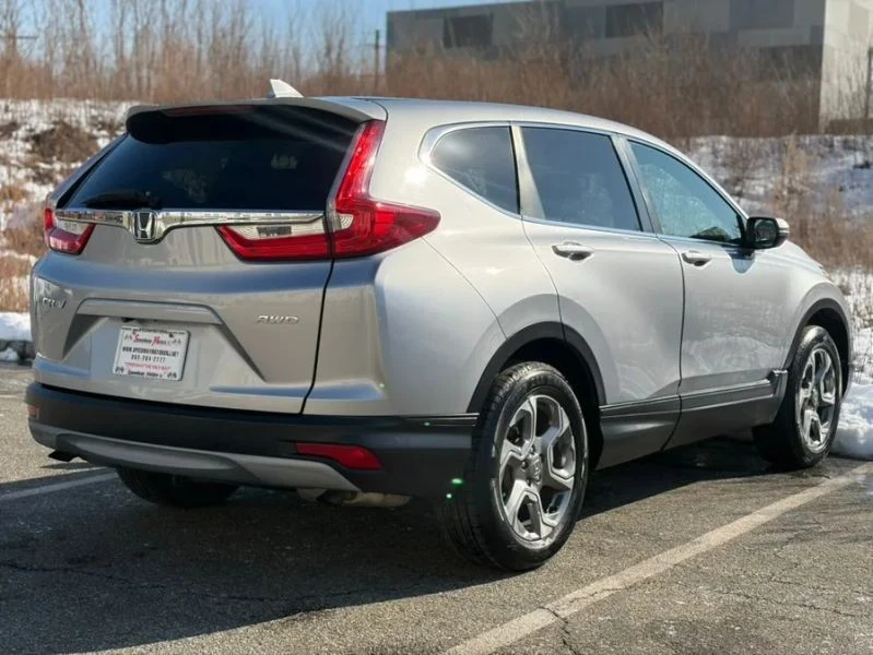 2017 Honda CR-V 5th Gen - Image 8 of 12