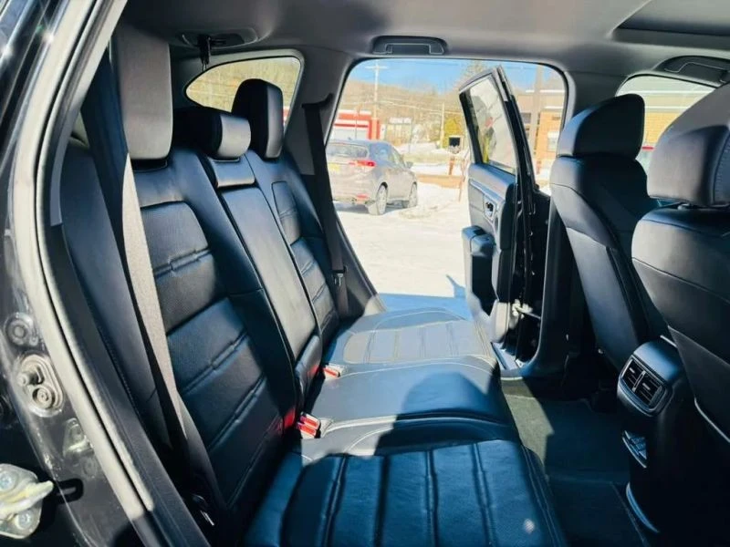 2017 Honda CR-V 5th Gen - Image 9 of 12