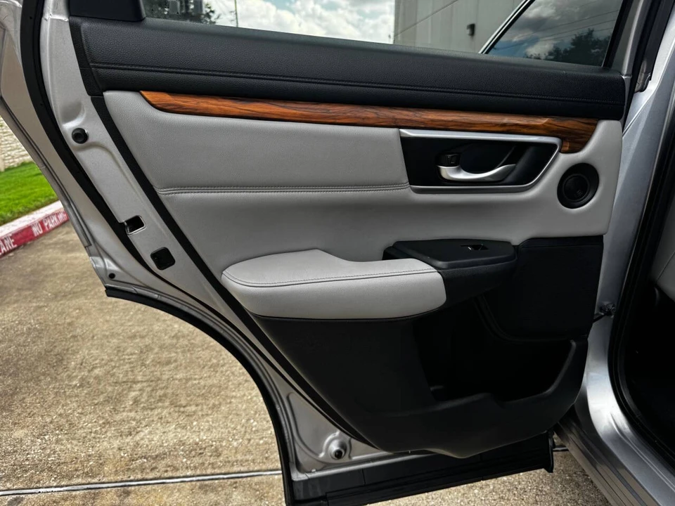 2017 Honda CR-V 5th Gen - Image 13 of 21