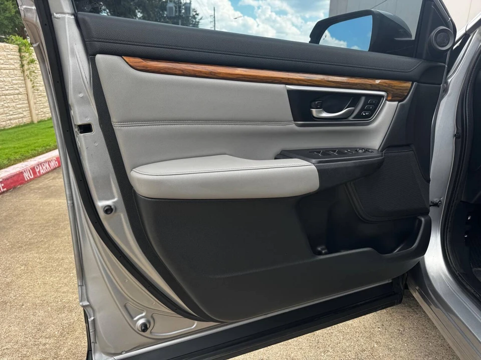 2017 Honda CR-V 5th Gen - Image 10 of 21