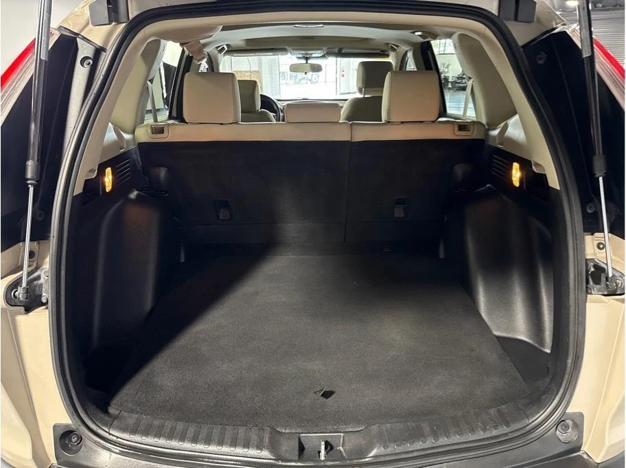 2017 Honda CR-V 5th Gen - Image 9 of 17