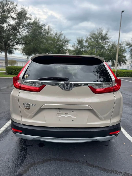 2017 Honda CR-V 5th Gen - Image 6 of 10