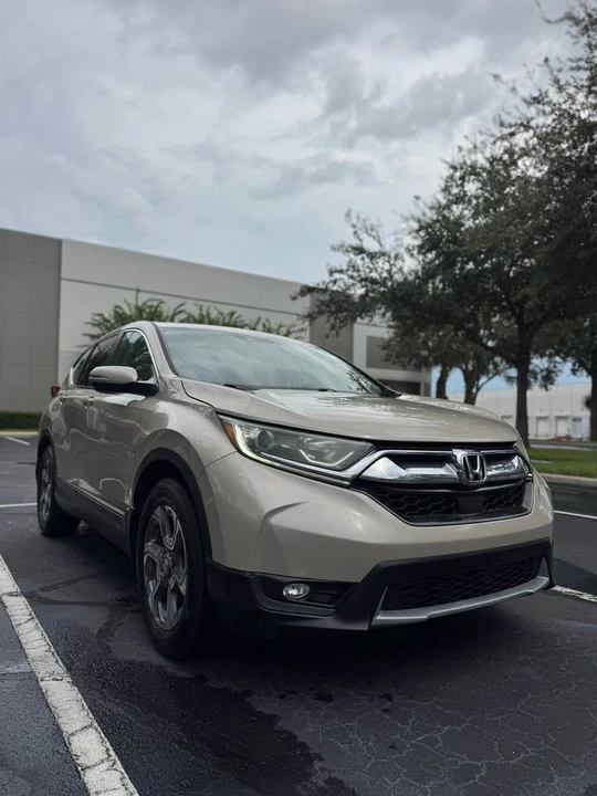 2017 Honda CR-V 5th Gen - Image 2 of 10