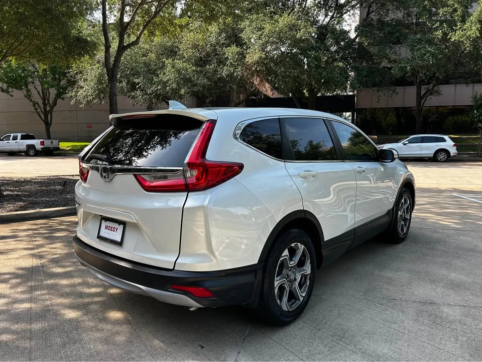 2017 Honda CR-V 5th Gen - Image 5 of 12