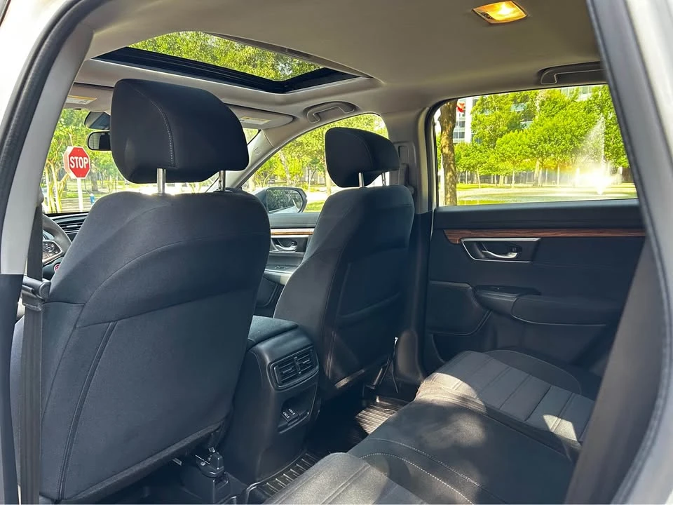 2017 Honda CR-V 5th Gen - Image 10 of 12