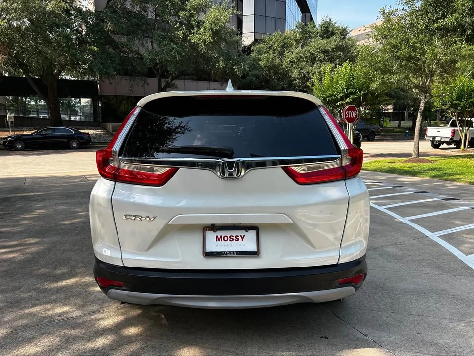 2017 Honda CR-V 5th Gen - Image 6 of 12