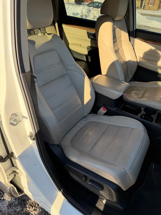 2017 Honda CR-V 5th Gen - Image 14 of 18