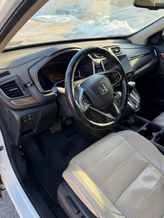 2017 Honda CR-V 5th Gen - Image 17 of 18