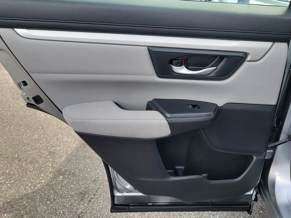 2017 Honda CR-V 5th Gen - Image 8 of 12