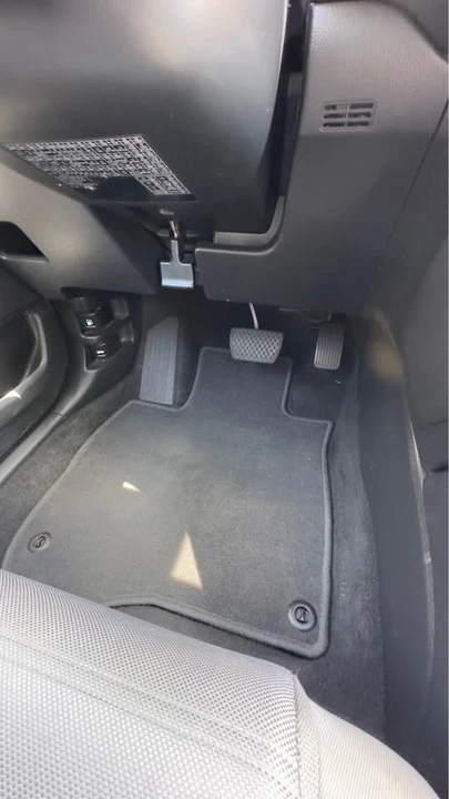2017 Honda CR-V 5th Gen - Image 16 of 20