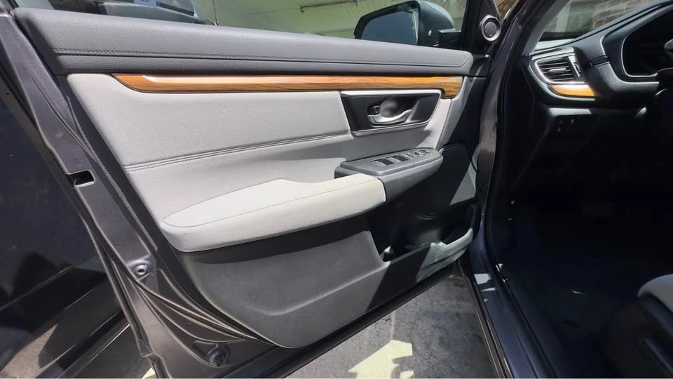2017 Honda CR-V 5th Gen - Image 14 of 20