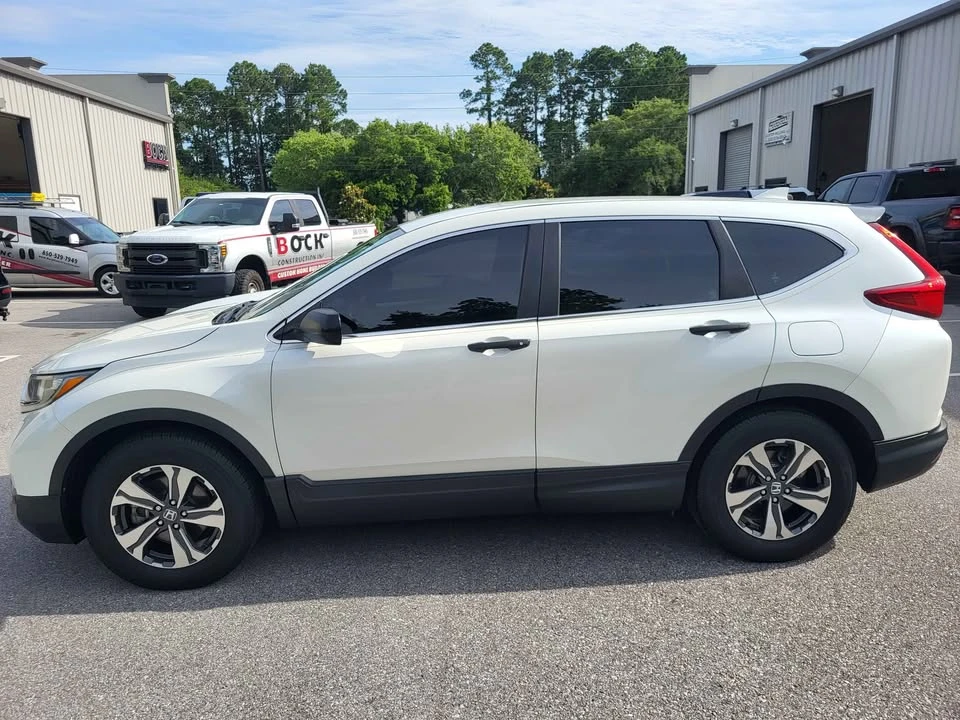 2017 Honda CR-V 5th Gen - Image 2 of 19