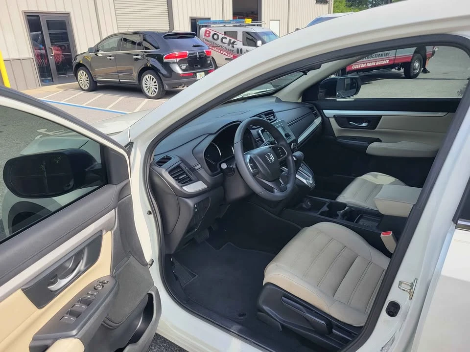 2017 Honda CR-V 5th Gen - Image 10 of 19
