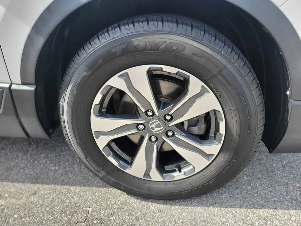 2017 Honda CR-V 5th Gen - Image 16 of 19