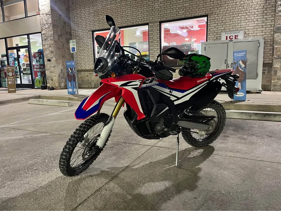 2017 Honda CRF - Image 2 of 3