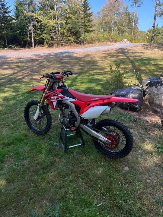2017 Honda CRF - Image 2 of 5