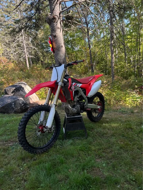 2017 Honda CRF - Image 3 of 5