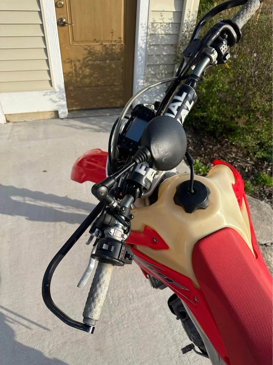 2017 Honda CRF - Image 10 of 10