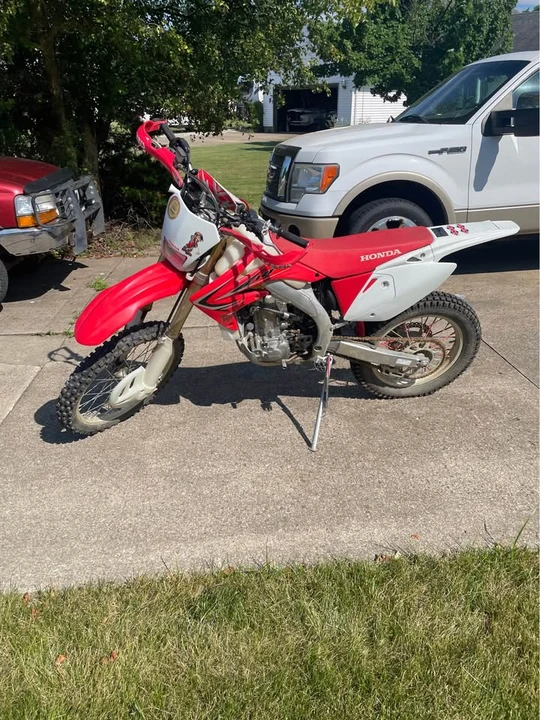 2017 Honda CRF - Image 4 of 4