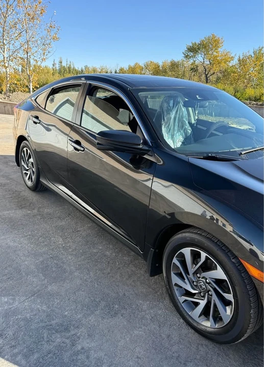 2017 Honda Civic 10th Gen - Image 3 of 6