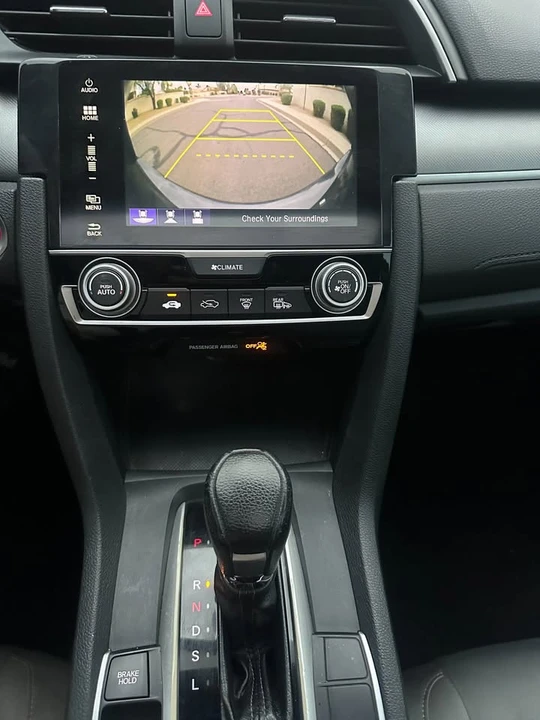 2017 Honda Civic 10th Gen - Image 10 of 11