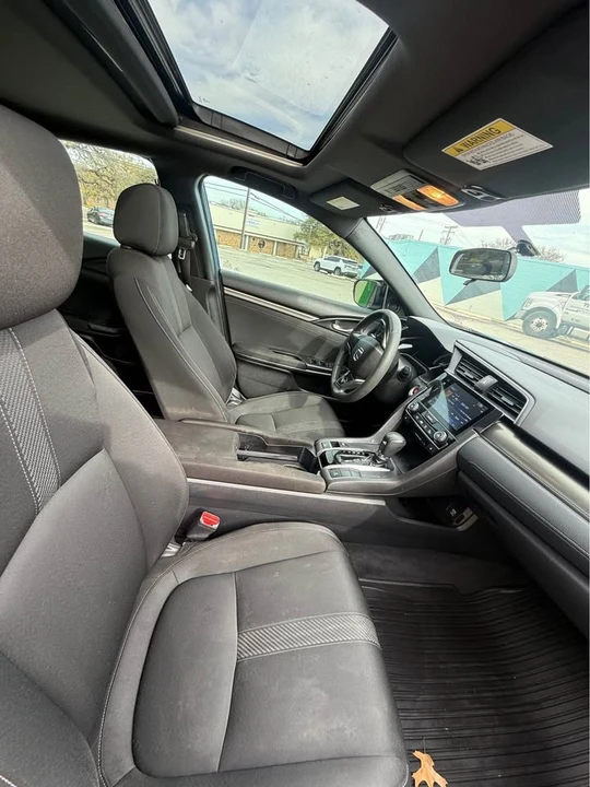 2017 Honda Civic 10th Gen - Image 4 of 9