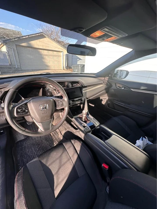 2017 Honda Civic 10th Gen - Image 5 of 7