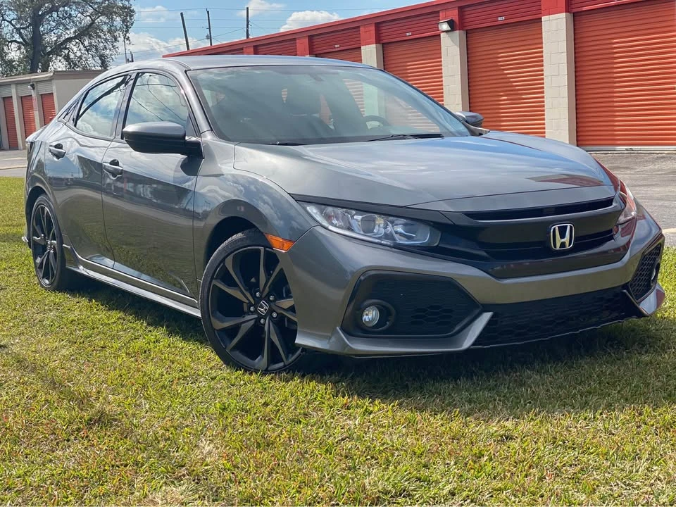 2017 Honda Civic 10th Gen - Image 2 of 6