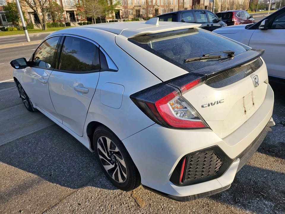 2017 Honda Civic 10th Gen - Image 4 of 11