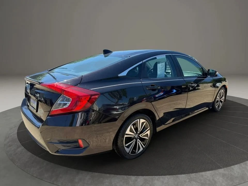 2017 Honda Civic 10th Gen - Image 5 of 19