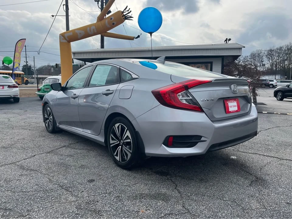 2017 Honda Civic 10th Gen - Image 4 of 10
