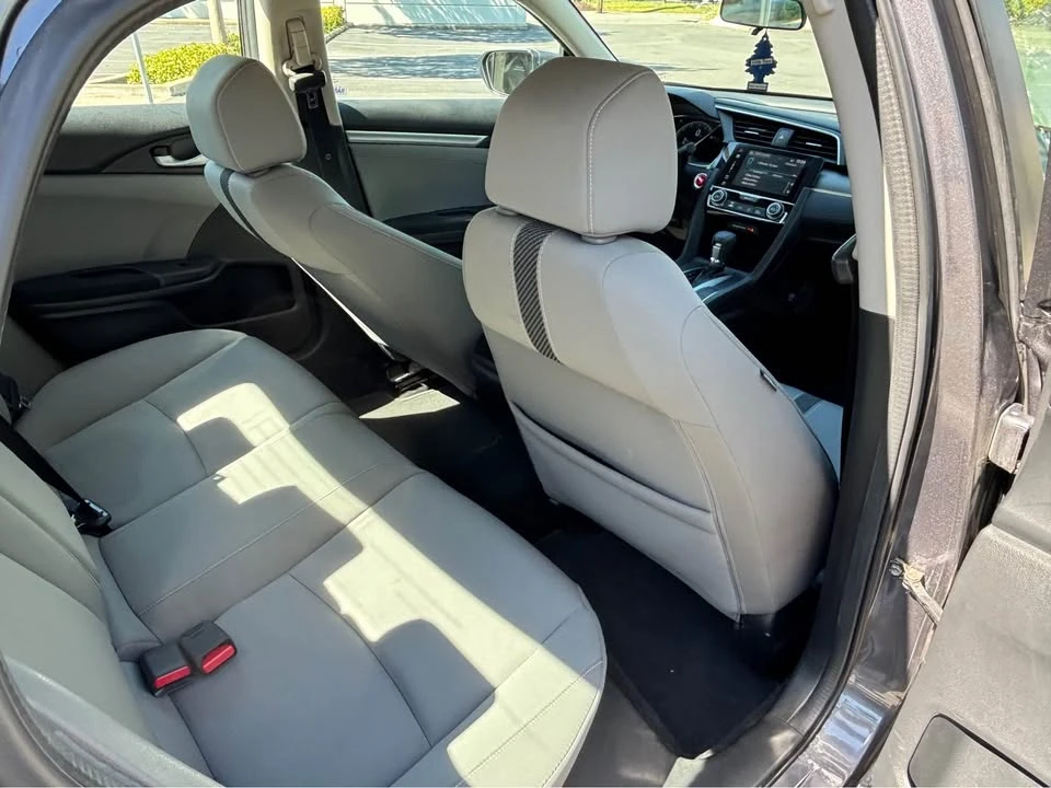 2017 Honda Civic 10th Gen - Image 9 of 14