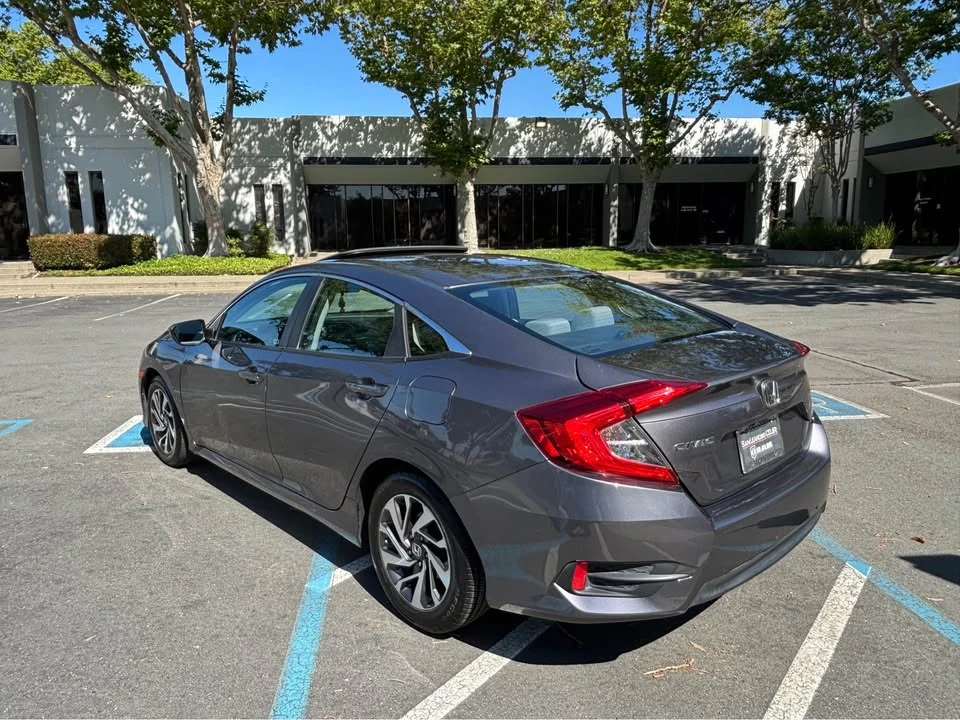 2017 Honda Civic 10th Gen - Image 2 of 14