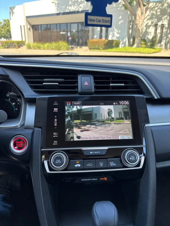 2017 Honda Civic 10th Gen - Image 11 of 14