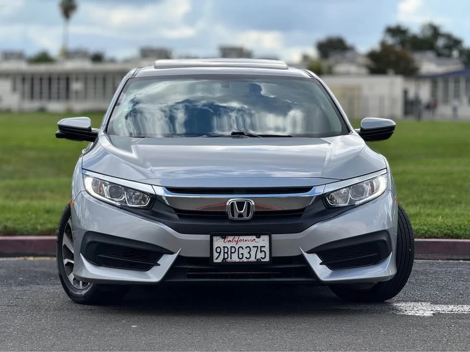 2017 Honda Civic 10th Gen - Image 3 of 20