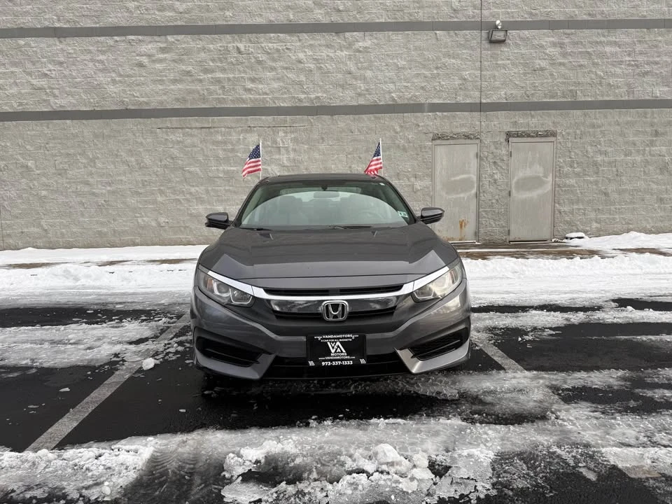2017 Honda Civic 10th Gen - Image 2 of 18