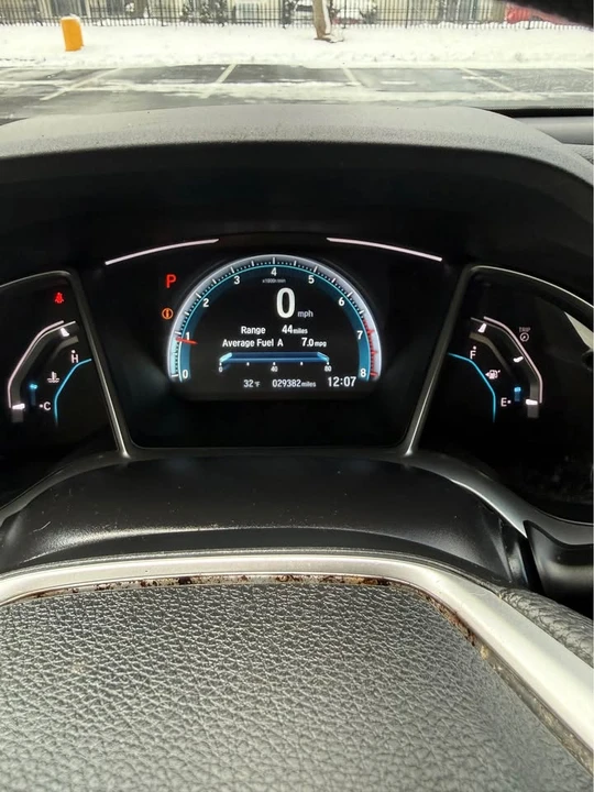 2017 Honda Civic 10th Gen - Image 15 of 18