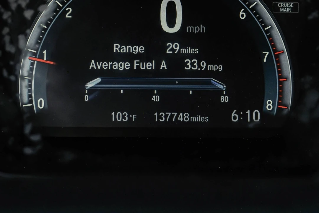 2017 Honda Civic 10th Gen - Image 19 of 31