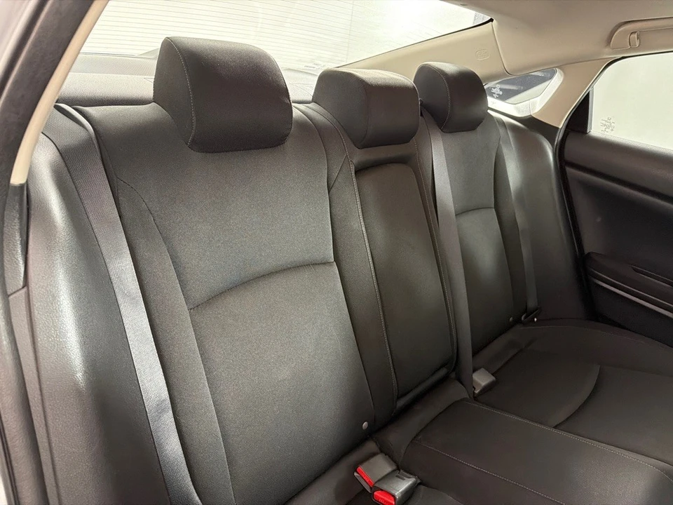 2017 Honda Civic 10th Gen - Image 22 of 26