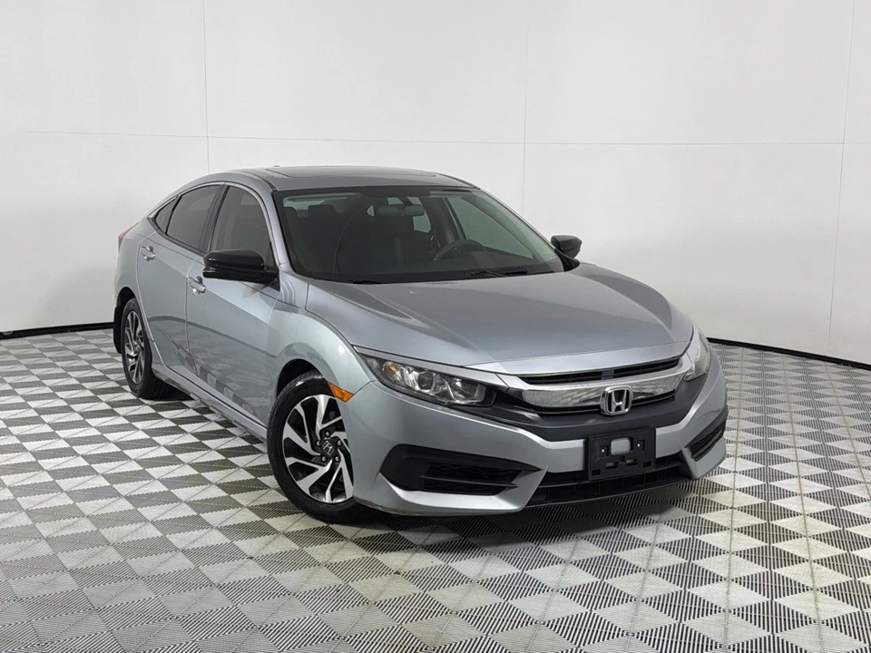 2017 Honda Civic 10th Gen - Image 2 of 26