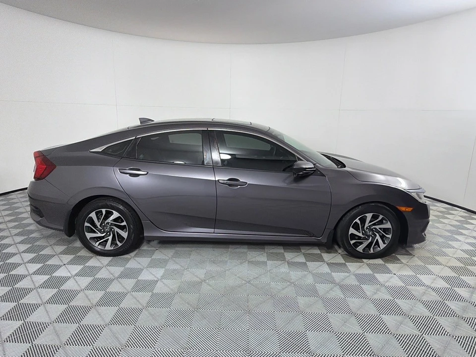 2017 Honda Civic 10th Gen - Image 4 of 25